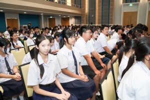 รร.สาธิต มรภ.เทพสตรี จัดพิธีมอบประกาศนียบัตรการสำเร็จการศึกษาแก่นักเรียนสาธิต ม.3 และ ม.6 และกิจกรรมปัจฉิมนิเทศ ประจำปีการศึกษา 2567