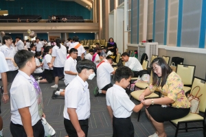 รร.สาธิต มรภ.เทพสตรี จัดพิธีมอบประกาศนียบัตรการสำเร็จการศึกษาแก่นักเรียนสาธิต ม.3 และ ม.6 และกิจกรรมปัจฉิมนิเทศ ประจำปีการศึกษา 2567