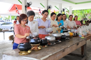คณะครุศาสตร์ เป็นผู้แทน มรภ.เทพสตรี ร่วมโครงการ ผู้ว่าฯ พาแต่งไทย หิ้วปิ่นโตทำบุญ เกื้อกูลพระพุทธศาสนา รักษาสิ่งแวดล้อม จ.ลพบุรี ในวันธรรมสวนะ ประจำเดือนมีนาคม พ.ศ. 2568
