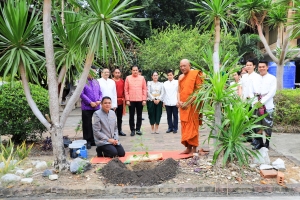 คณะครุศาสตร์ เป็นผู้แทน มรภ.เทพสตรี ร่วมโครงการ ผู้ว่าฯ พาแต่งไทย หิ้วปิ่นโตทำบุญ เกื้อกูลพระพุทธศาสนา รักษาสิ่งแวดล้อม จ.ลพบุรี ในวันธรรมสวนะ ประจำเดือนมีนาคม พ.ศ. 2568