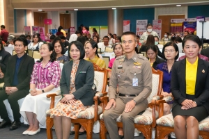 มรภ.เทพสตรี ร่วมพิธีเปิดงานมหกรรมแก้หนี้ สร้างวิถีแห่งความเป็นธรรม ปีที่ 2 จ.ลพบุรี