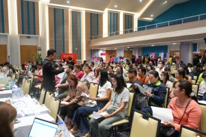 มรภ.เทพสตรี ร่วมพิธีเปิดงานมหกรรมแก้หนี้ สร้างวิถีแห่งความเป็นธรรม ปีที่ 2 จ.ลพบุรี