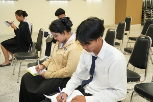 สาขาวิชาภาษาอังกฤษ หลักสูตรศิลปศาสตรบัณฑิต จัดอบรมบุคลิกภาพสู่การประกอบอาชีพให้นักศึกษา