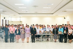 วิชาเอกภาษาไทย ร่วมกับ สถาบันสุนทรภู่, กองทุนนภาลัย สุวรรณธาดา เพื่องานวรรณศิลป์ และสมาคมนักกลอนแห่งประเทศไทย จัดอบรมการประชันกลอนสดวรรณศิลป์เทพสตรี
