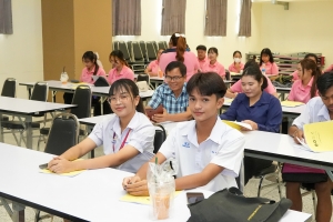 วิชาเอกภาษาไทย ร่วมกับ สถาบันสุนทรภู่, กองทุนนภาลัย สุวรรณธาดา เพื่องานวรรณศิลป์ และสมาคมนักกลอนแห่งประเทศไทย จัดอบรมการประชันกลอนสดวรรณศิลป์เทพสตรี