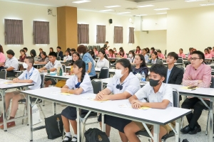 วิชาเอกภาษาไทย ร่วมกับ สถาบันสุนทรภู่, กองทุนนภาลัย สุวรรณธาดา เพื่องานวรรณศิลป์ และสมาคมนักกลอนแห่งประเทศไทย จัดอบรมการประชันกลอนสดวรรณศิลป์เทพสตรี