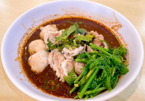 ผู้บริหาร มรภ.เทพสตรี เชิญชวนผู้ประกอบการร้านอาหารซื้อผลิตภัณฑ์ทางการเกษตรจากศูนย์ส่งเสริมการจัดการศึกษาตามพระบรมราโชบายฯ ไปประกอบอาหารจำหน่าย เพื่อสร้างโอกาสทางธุรกิจใหม่ ๆ และช่วยสนับสนุนเศรษฐกิจท้องถิ่นให้เติบโตอย่างยั่งยืน