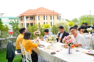 ศูนย์ภาษา เป็นเจ้าภาพจัดกิจกรรม TRU Evening Talk