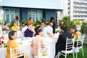 ศูนย์ภาษา เป็นเจ้าภาพจัดกิจกรรม TRU Evening Talk
