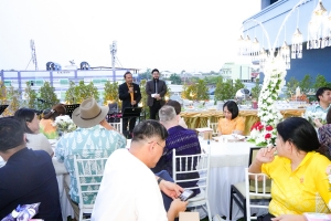 ศูนย์ภาษา เป็นเจ้าภาพจัดกิจกรรม TRU Evening Talk