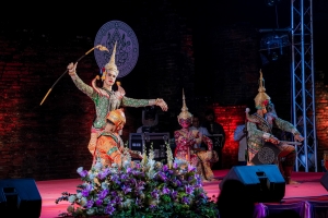 มรภ.เทพสตรี ร่วมกิจกรรมเทิดทูนสถาบัน สร้างสรรค์วิถีไทย ร่วมใจเข้าวังฟังธรรม ครั้งที่ 1 เนื่องในโอกาสวันคล้ายวันพระราชสมภพสมเด็จพระกนิษฐาธิราชเจ้า กรมสมเด็จพระเทพรัตนราชสุดาฯ สยามบรมราชกุมารี และวันอนุรักษ์มรดกไทย