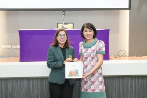 หลักสูตรครุศาสตรบัณฑิต วิชาเอกดนตรีศึกษา ร่วมกับ วิชาเอกภาษาไทย และชมรมรักษ์กลอนกลานต์ ขับขานทำนองเสนาะ คณะมนุษยศาสตร์ฯ จัดอบรมการอ่านทำนองเสนาะและขับเสภา
