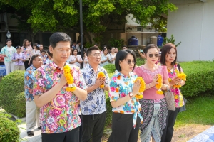 รร.สาธิต มรภ.เทพสตรี จัดงานสืบสานประเพณีสงกรานต์
