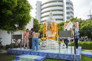 รร.สาธิต มรภ.เทพสตรี จัดงานสืบสานประเพณีสงกรานต์