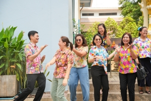 รร.สาธิต มรภ.เทพสตรี จัดงานสืบสานประเพณีสงกรานต์