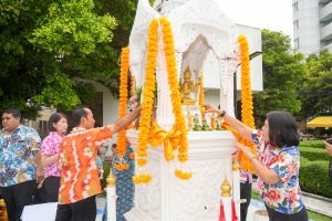 มรภ.เทพสตรี จัดงานทำบุญกลางบ้าน สืบสานประเพณีสงกรานต์ ประจำปี พ.ศ. 2568