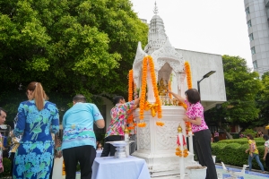 มรภ.เทพสตรี จัดงานทำบุญกลางบ้าน สืบสานประเพณีสงกรานต์ ประจำปี พ.ศ. 2568