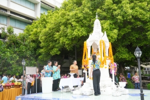 มรภ.เทพสตรี จัดงานทำบุญกลางบ้าน สืบสานประเพณีสงกรานต์ ประจำปี พ.ศ. 2568