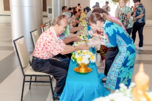มรภ.เทพสตรี จัดงานทำบุญกลางบ้าน สืบสานประเพณีสงกรานต์ ประจำปี พ.ศ. 2568
