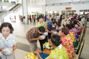 มรภ.เทพสตรี จัดงานทำบุญกลางบ้าน สืบสานประเพณีสงกรานต์ ประจำปี พ.ศ. 2568
