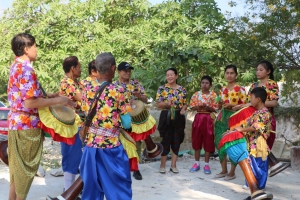มรภ.เทพสตรี ร่วมกับภาคีเครือข่ายจัดงานสงกรานต์บ้านดินสอพองทะเลชุบศร ในโครงการพัฒนาการตลาดและการท่องเที่ยวชุมชนดินสอพองจังหวัดลพบุรีเชิงสร้างสรรค์เพื่อยกระดับสู่การเป็น Soft Power ของประเทศ