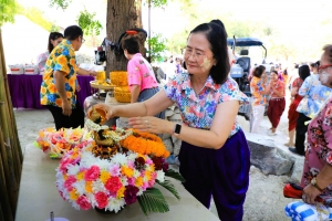 มรภ.เทพสตรี ร่วมกับภาคีเครือข่ายจัดงานสงกรานต์บ้านดินสอพองทะเลชุบศร ในโครงการพัฒนาการตลาดและการท่องเที่ยวชุมชนดินสอพองจังหวัดลพบุรีเชิงสร้างสรรค์เพื่อยกระดับสู่การเป็น Soft Power ของประเทศ