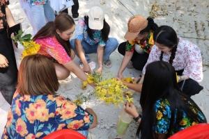มรภ.เทพสตรี ร่วมกับภาคีเครือข่ายจัดงานสงกรานต์บ้านดินสอพองทะเลชุบศร ในโครงการพัฒนาการตลาดและการท่องเที่ยวชุมชนดินสอพองจังหวัดลพบุรีเชิงสร้างสรรค์เพื่อยกระดับสู่การเป็น Soft Power ของประเทศ