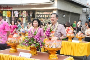 มรภ.เทพสตรี ร่วมพิธีทำบุญตักบาตรประเพณีวันสงกรานต์ ประจำปี พ.ศ. 2568