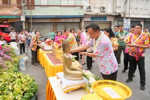 มรภ.เทพสตรี ร่วมพิธีทำบุญตักบาตรประเพณีวันสงกรานต์ ประจำปี พ.ศ. 2568