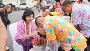 มรภ.เทพสตรี ร่วมพิธีทำบุญตักบาตรประเพณีวันสงกรานต์ ประจำปี พ.ศ. 2568