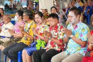 เทศบาลตำบลถนนใหญ่ ร่วมกับ มรภ.เทพสตรี จัดโครงการสานสัมพันธ์ผู้สูงอายุ ถนนใหญ่ถิ่นไทยพวน หอมหวลกลิ่นดินสอพอง