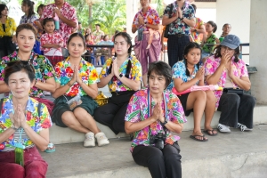 เทศบาลตำบลถนนใหญ่ ร่วมกับ มรภ.เทพสตรี จัดโครงการสานสัมพันธ์ผู้สูงอายุ ถนนใหญ่ถิ่นไทยพวน หอมหวลกลิ่นดินสอพอง
