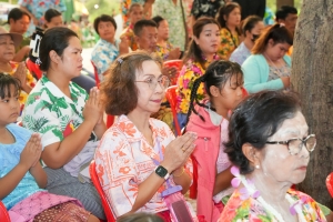 มรภ.เทพสตรี ร่วมงานประเพณีสงกรานต์ ถนนดินสอพอง ภายใต้แนวคิด ยลเสน่ห์สงกรานต์ หมู่บ้านดินสอพอง