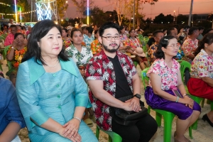 มรภ.เทพสตรี ร่วมงานประเพณีสงกรานต์ ถนนดินสอพอง ภายใต้แนวคิด ยลเสน่ห์สงกรานต์ หมู่บ้านดินสอพอง