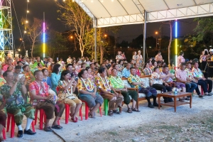 มรภ.เทพสตรี ร่วมงานประเพณีสงกรานต์ ถนนดินสอพอง ภายใต้แนวคิด ยลเสน่ห์สงกรานต์ หมู่บ้านดินสอพอง
