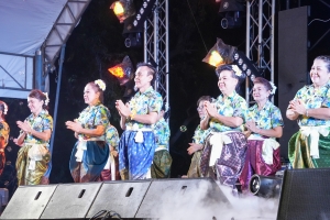 มรภ.เทพสตรี ร่วมงานประเพณีสงกรานต์ ถนนดินสอพอง ภายใต้แนวคิด ยลเสน่ห์สงกรานต์ หมู่บ้านดินสอพอง