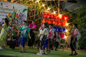 คณะมนุษยศาสตร์ฯ มรภ.เทพสตรี ร่วมกับ บริษัท ไทยเบิ้งโคกสลุง จำกัด (วิสาหกิจเพื่อสังคม) และภาคีเครือข่าย จัดงานพลังศรัทธาสืบสาน ประเพณีแห่ดอกไม้ ต้อนรับสงกรานต์ ไทยเบิ้งบ้านโคกสลุง