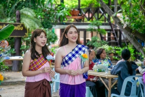 คณะมนุษยศาสตร์ฯ มรภ.เทพสตรี ร่วมกับ บริษัท ไทยเบิ้งโคกสลุง จำกัด (วิสาหกิจเพื่อสังคม) และภาคีเครือข่าย จัดงานพลังศรัทธาสืบสาน ประเพณีแห่ดอกไม้ ต้อนรับสงกรานต์ ไทยเบิ้งบ้านโคกสลุง
