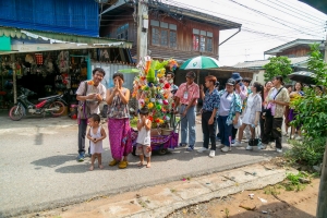 คณะมนุษยศาสตร์ฯ มรภ.เทพสตรี ร่วมกับ บริษัท ไทยเบิ้งโคกสลุง จำกัด (วิสาหกิจเพื่อสังคม) และภาคีเครือข่าย จัดงานพลังศรัทธาสืบสาน ประเพณีแห่ดอกไม้ ต้อนรับสงกรานต์ ไทยเบิ้งบ้านโคกสลุง