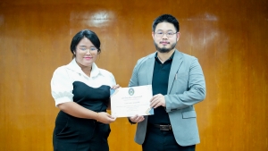 ศูนย์ภาษา จัดอบรมภาษาอังกฤษเพื่อการสื่อสารสำหรับบุคคลทั่วไป
