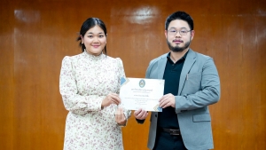 ศูนย์ภาษา จัดอบรมภาษาอังกฤษเพื่อการสื่อสารสำหรับบุคคลทั่วไป