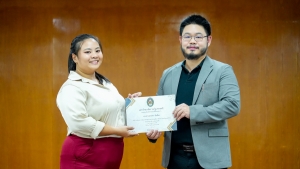 ศูนย์ภาษา จัดอบรมภาษาอังกฤษเพื่อการสื่อสารสำหรับบุคคลทั่วไป
