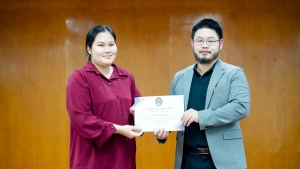 ศูนย์ภาษา จัดอบรมภาษาอังกฤษเพื่อการสื่อสารสำหรับบุคคลทั่วไป