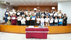 ศูนย์ภาษา จัดอบรมภาษาอังกฤษเพื่อการสื่อสารสำหรับบุคคลทั่วไป
