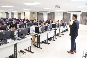 คณะมนุษยศาสตร์ฯ จัด KM การประยุกต์ใช้ AI ในการผลิตผลงานทางวิชาการประเภทงานวิจัย ตำรา และหนังสือ