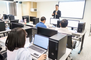 คณะมนุษยศาสตร์ฯ จัด KM การประยุกต์ใช้ AI ในการผลิตผลงานทางวิชาการประเภทงานวิจัย ตำรา และหนังสือ