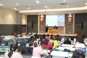 มรภ.เทพสตรี จัดอบรมออกแบบสื่อด้วย AI และอบรมการวัดและประเมินผล หวังช่วยเพิ่มศักยภาพให้แก่ครูผู้สอน