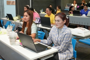 มรภ.เทพสตรี จัดอบรมออกแบบสื่อด้วย AI และอบรมการวัดและประเมินผล หวังช่วยเพิ่มศักยภาพให้แก่ครูผู้สอน