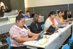 มรภ.เทพสตรี จัดอบรมออกแบบสื่อด้วย AI และอบรมการวัดและประเมินผล หวังช่วยเพิ่มศักยภาพให้แก่ครูผู้สอน