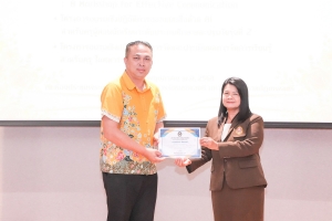 มรภ.เทพสตรี จัดอบรมออกแบบสื่อด้วย AI และอบรมการวัดและประเมินผล หวังช่วยเพิ่มศักยภาพให้แก่ครูผู้สอน